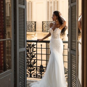 Suknia ślubna Anna Sposa OBRI