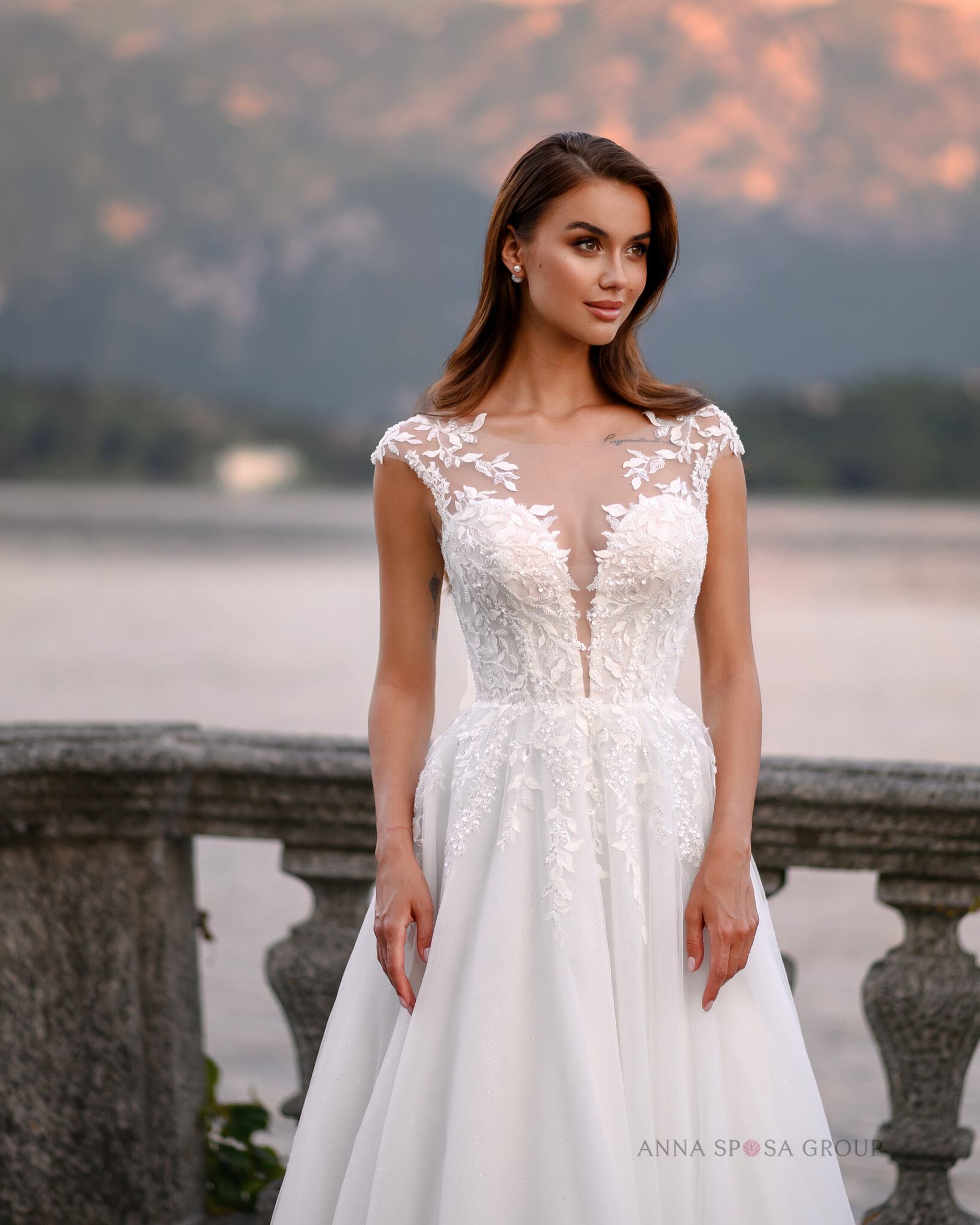 suknia-slubna-anna-sposa-manana-blisko