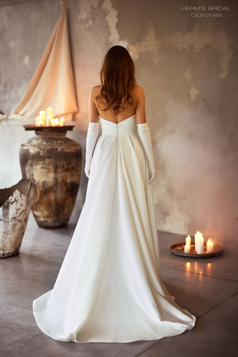 Suknia ślubna Herm's Bridal GARCHES tył w NAJNA WOW